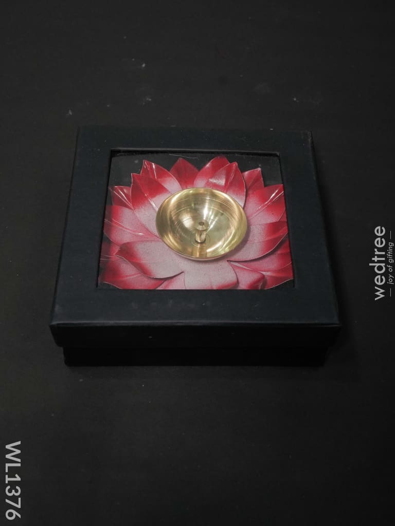 Brass Lotus Shaped Diya - Wl1376