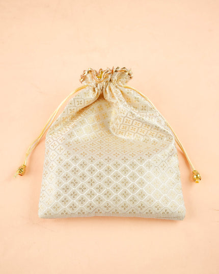 Combo: Designer String Bag with Annapakshi Haldi Kumkum & Annapakshi Plate - WGC0120