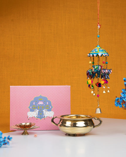 Gift Hamper - Urli with Thoran and Flower Diya - WMH0004