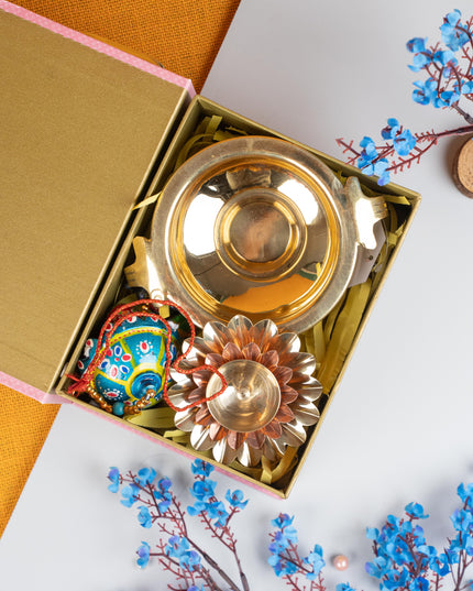 Gift Hamper - Urli with Thoran and Flower Diya - WMH0004