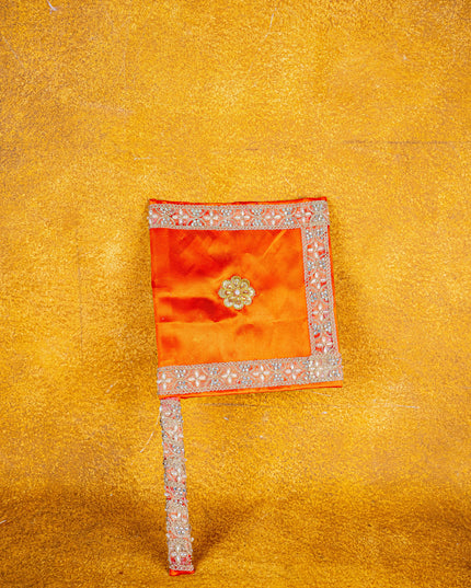 Kasi Yatra - WBG0470-10