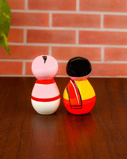 Pandit Couple - Channapatna Toy - WBG0791