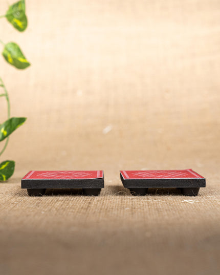 Aishwarya Kolam Design Glitter Laminated Manai - WBG1381