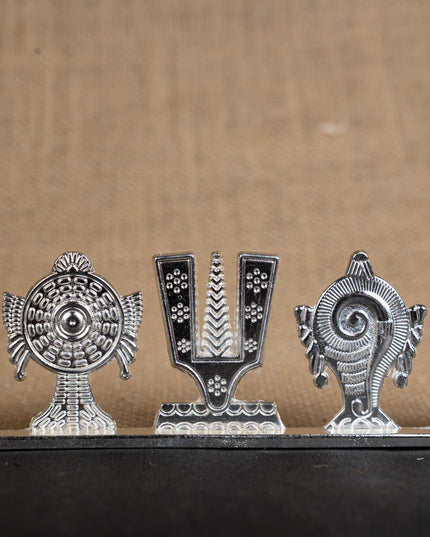 Zinc Alloy Shank Chakra Nama Stand - Silver Finish - WBG1424-4