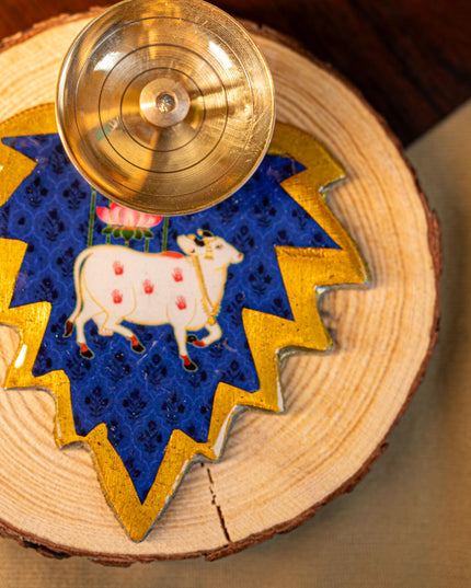 Brass Diya with Leaf - WBG1842