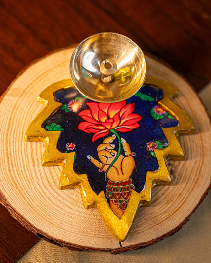 Brass Diya with Leaf - WBG1842