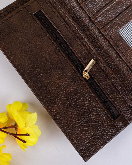 Designer Handy  Pouch with Clasp lock - WBG1848