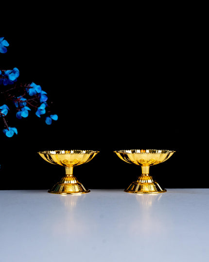 Zinc Alloy - Five Face Diya - Set of 2 - Gold - WBG1875-1