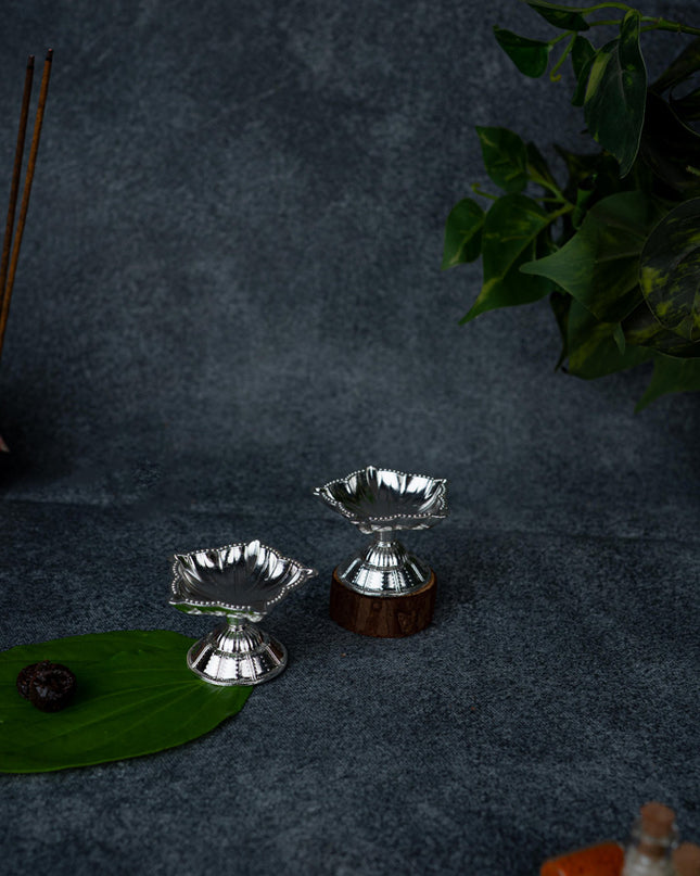 Zinc Alloy - Five Face Diya - Set of 2 - Silver - WBG1875-2