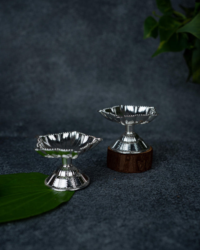 Zinc Alloy - Five Face Diya - Set of 2 - Silver - WBG1875-2
