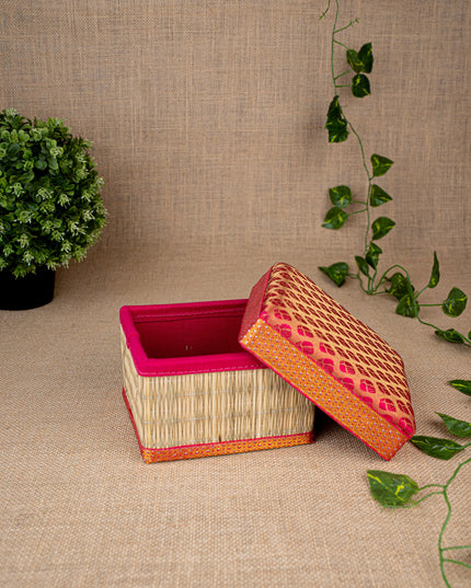 Korai Box - 6x6 inch - WL4916