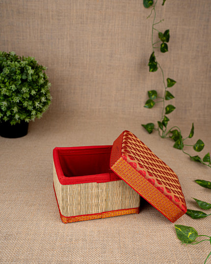 Korai Box - 6x6 inch - WL4916