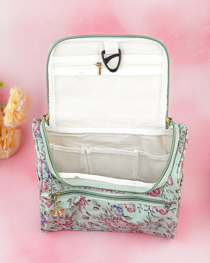 Floral Print Travel Pouch - WBG1954
