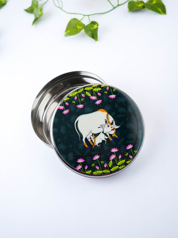 Pichwai Poori Box - 5 inch - WBG2117