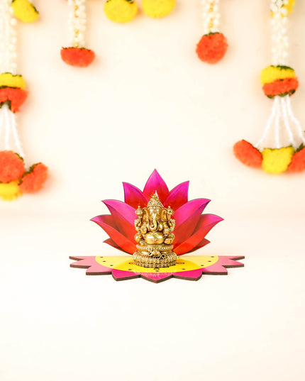 Lotus Pooja Stand - 4 inch - WBG2132