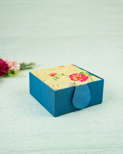Bangle Box - 4x4 inch - WBG2141