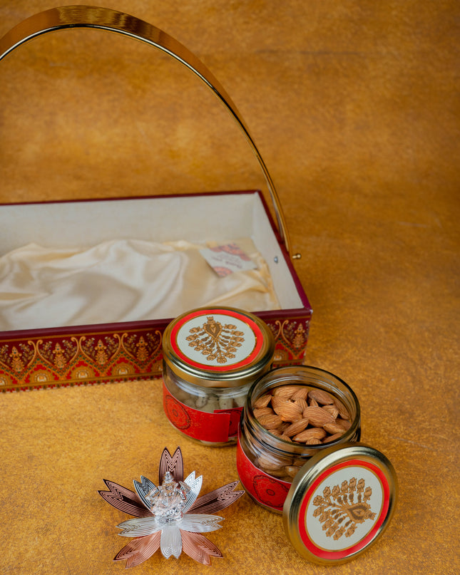 Deepavali: Tray with Set of 2 Glass Jar, 100Gms Cashew, Almond & German Silver Ganesha - WDC0009