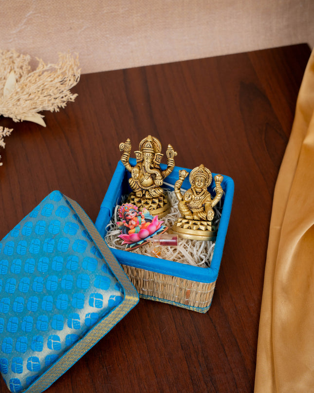 Deepavali: Korai Box with Lakshmi Ganesha Idol & Manjal Kumkum - WDC0007
