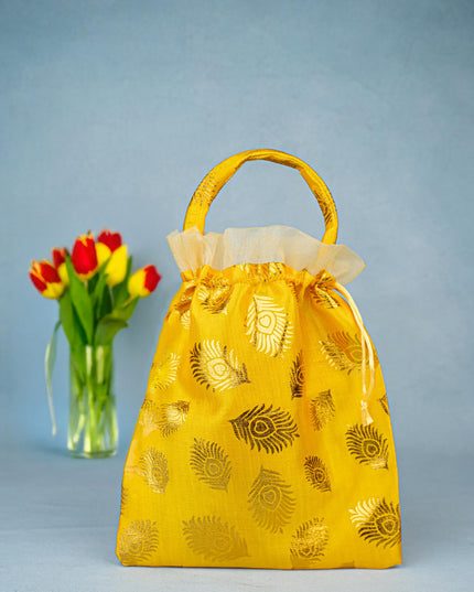 Navaratri Combo - Potli Bag with Hanuman Chalisa Shloka Card & Manjal Kumkum Bangle - WGC0090