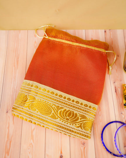 Combo - Ashtalakshmi Tin, Bangles with String Bag - WGC0093