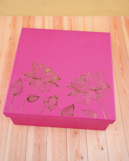 Combo: Hamper Box with Metal Urli Diya and Pichwai Fridge Magnet - WGC0106