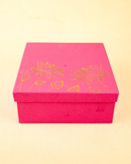Combo: Hamper Box with Metal Urli Diya and Pichwai Fridge Magnet - WGC0106