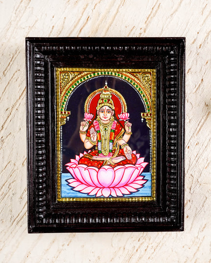 Tanjore painting Lakshmi: 8x6 inch - WL0325