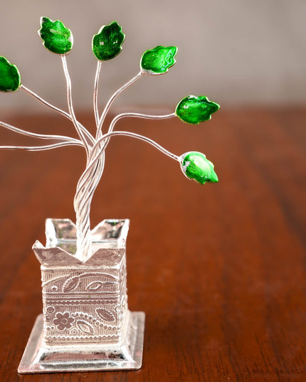 German Silver Tulasi Maadam with Green Leaves - WL0944