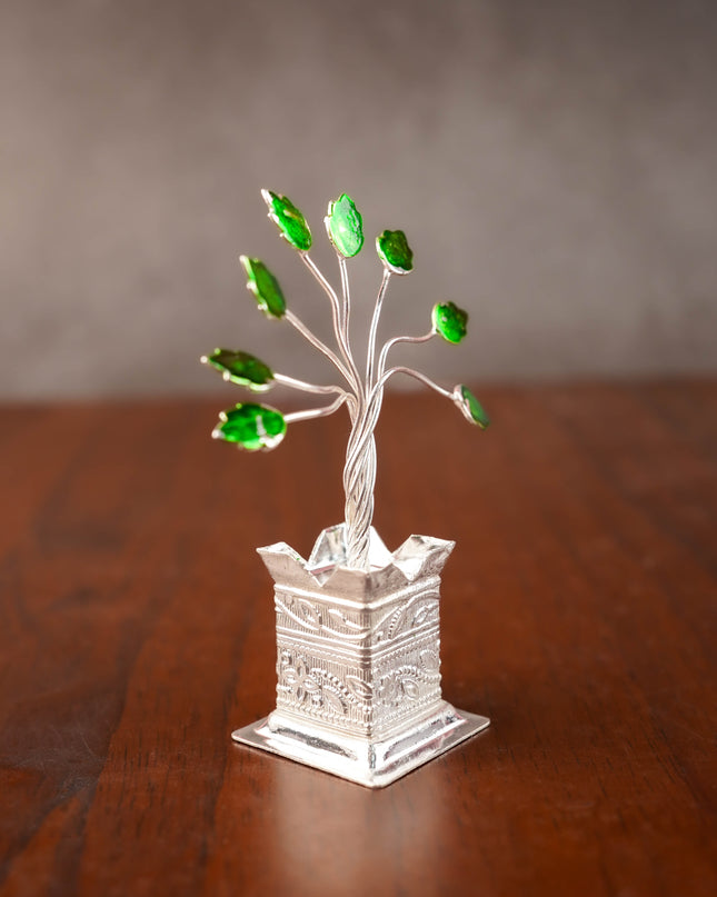 German Silver Tulasi Maadam with Green Leaves - WL0944