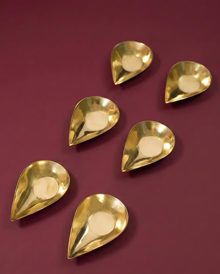 Brass Kuber Diya ( Set of 6 ) - WL2444