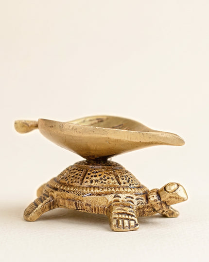 Brass Tortoise Leaf Shape Diya - WL2787