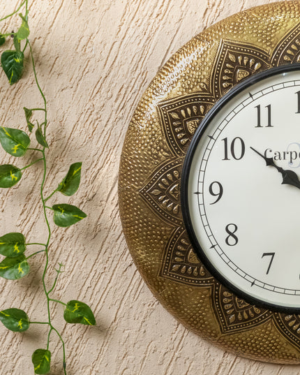 Wall Clock with Floral Design (18 inch) - WL2936