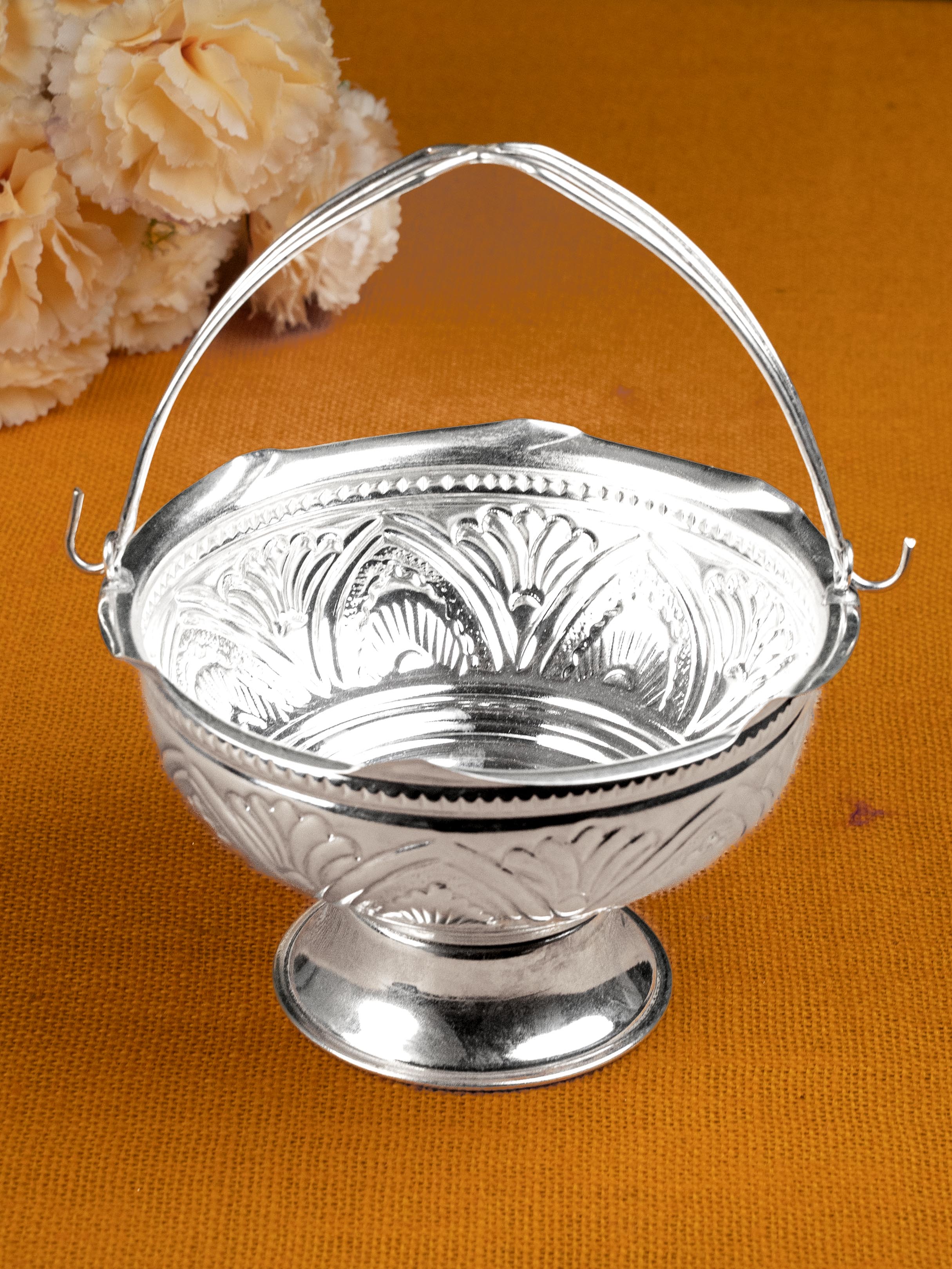 German Silver Pooja Basket - WL3571 – Wedtree
