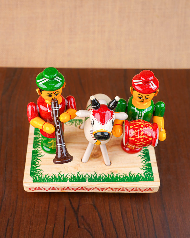 Etikoppaka Toys - Musicians with Cow - WL3819