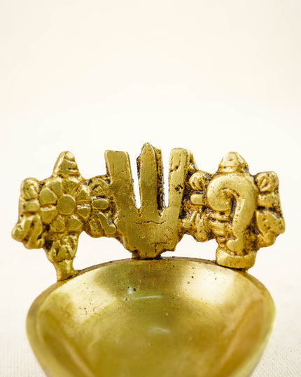 Brass Shank Chakra Nama Diya - WL4440-1