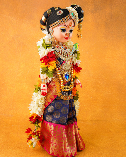 Andal with Parrot Doll - WL4669
