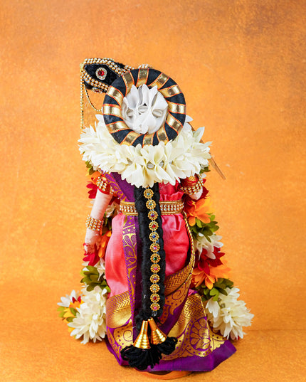 Andal with Parrot Doll - WL4670