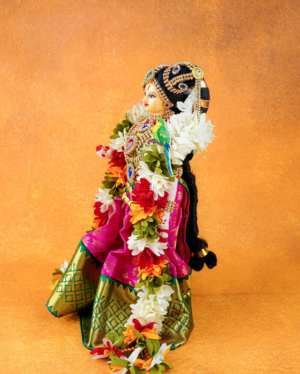 Andal with Parrot Doll - WL4670