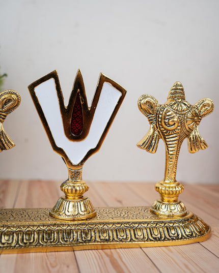White Metal Shankh Chakra Tilak - 5 inch - Gold - WL5191-1