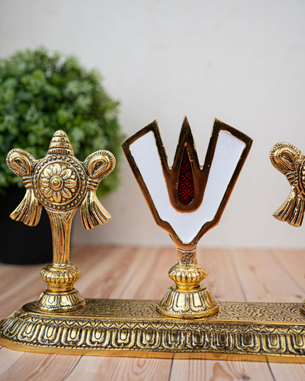 White Metal Shankh Chakra Tilak - 5 inch - Gold - WL5191-1