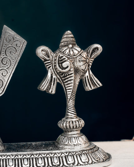 White Metal Shankh Chakra Tilak - 5 inch - Silver - WL5191-2