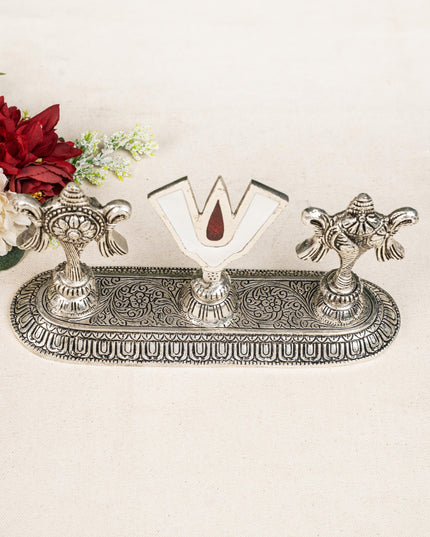 White Metal Shankh Chakra Tilak - 5 inch - Silver - WL5191-2