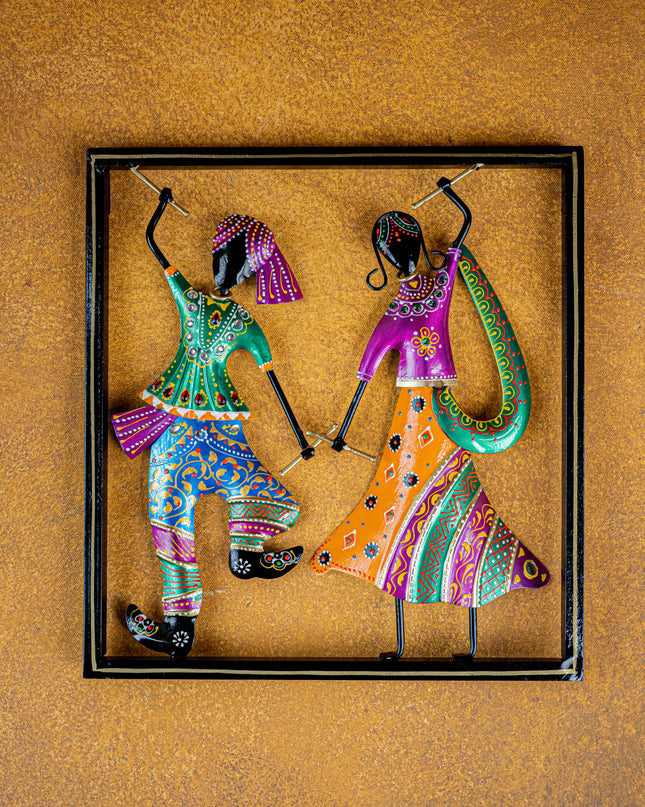 Metal Dandiya Couple Wall Hanging Frame - WL5252