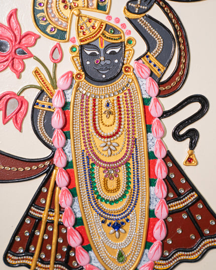 Lippan Art: Shreenathji Hanging Frame - 20 x 16 inch - WL5295