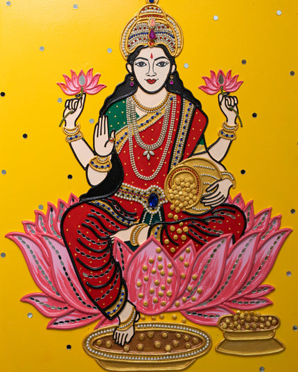 Lippan Art: Lakshmi Hanging Frame - 20 x 16 inch - WL5311