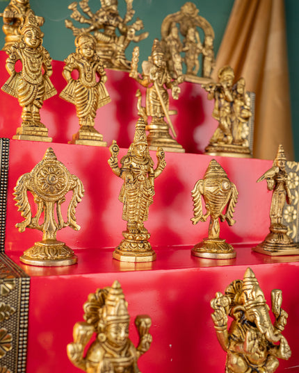 Swarna Golu - Gold Oxidized 5 Step Golu Padi & Brass Idols - WL5404-2