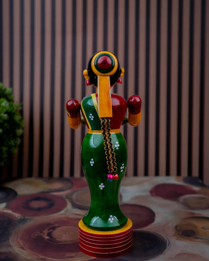 Kondapalli - Welcome Lady with Thambulam - 9 inch - WL5433