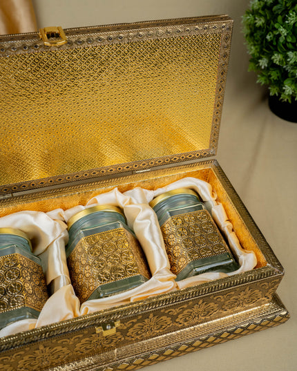 Oxidized 3 Jar Dry Fruit Box - WL5446
