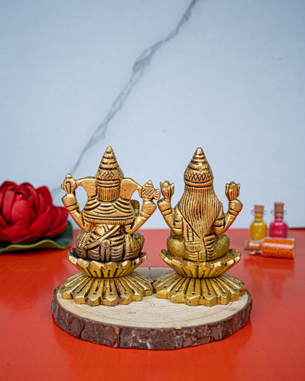 Brass Lakshmi Ganesha Idol - 3 inch - WL5480