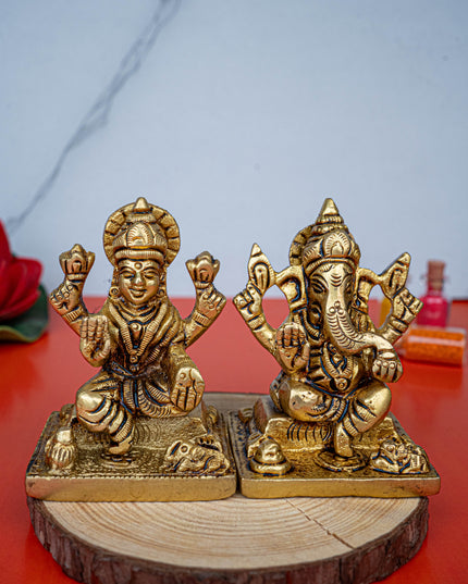 Brass Lakshmi Ganesha Idol - 3 inch - WL5484